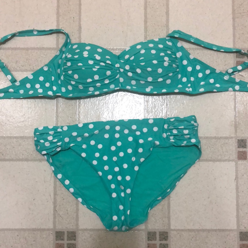 High waisted bikini